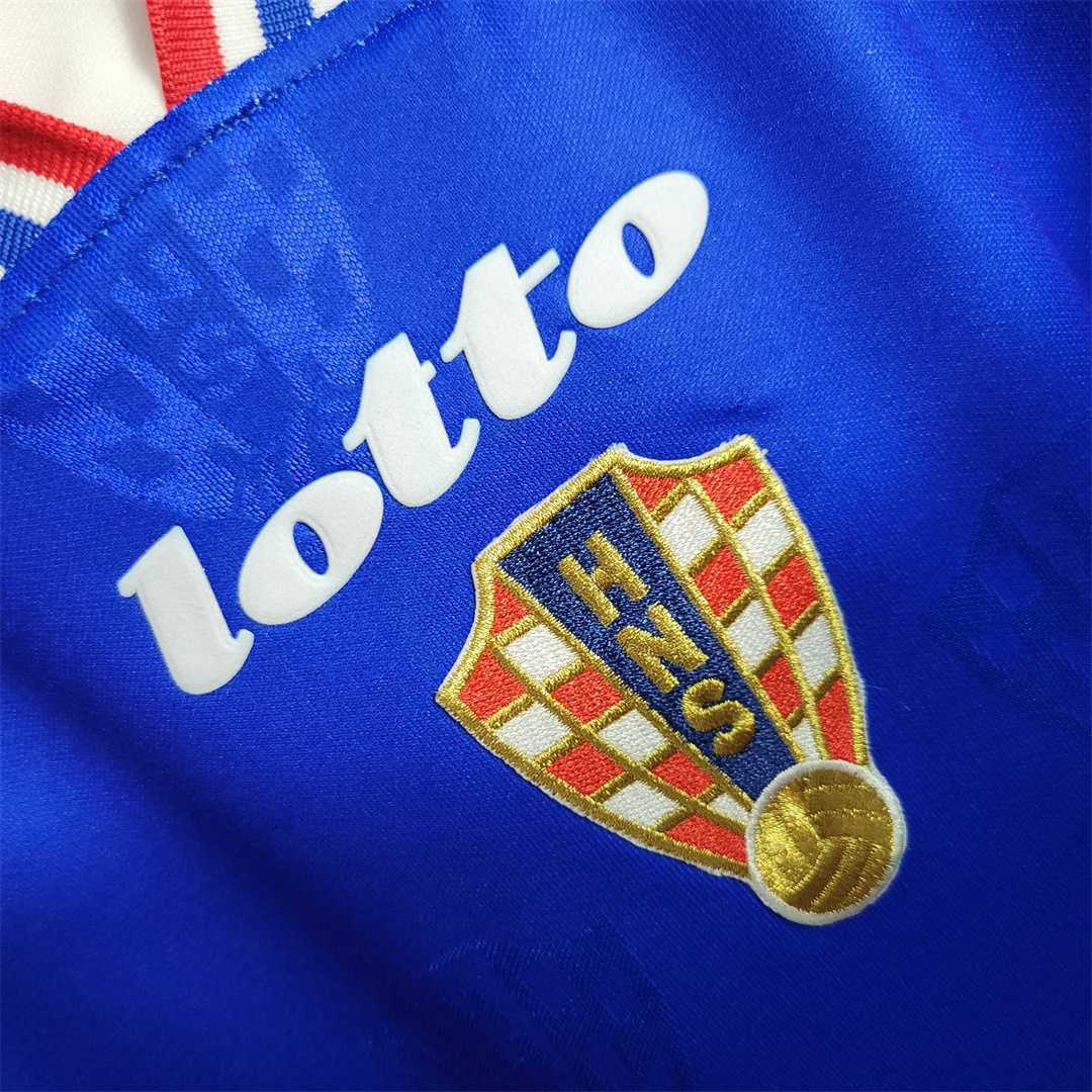 Croatia 1998 (Away)