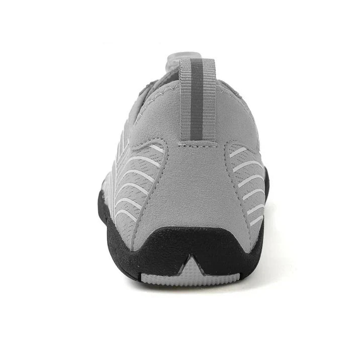 CloudOn – Orthopädische Barfußschuhe bei Fuß-, Knie- und Rückenschmerzen | OrthoHike