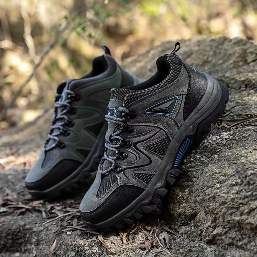 Warrior – Leichte, atmungsaktive orthopädische Wanderschuhe für Herren. Bequeme Trekkingschuhe für alle Jahreszeiten | OrthoHike